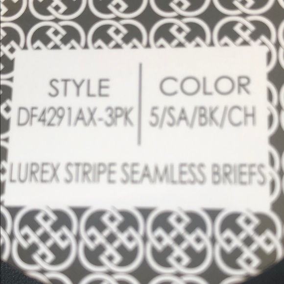 Daisy Fuentes 2-pack Seamless Panties - Picture 5 of 5